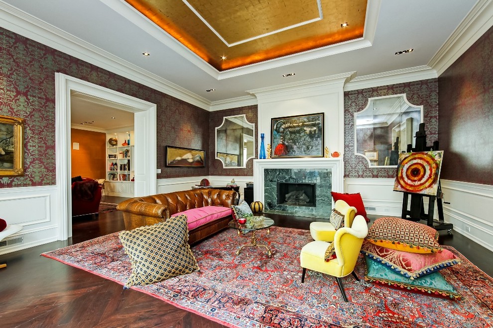 Example of an eclectic enclosed living room design in Chicago