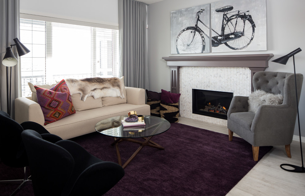 Design ideas for a scandinavian living room in Calgary.