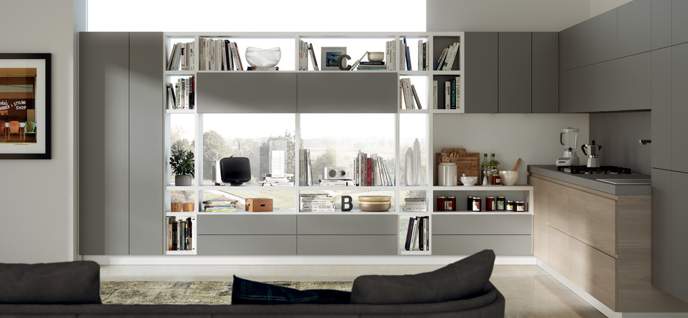 Свежая идея для дизайна: открытая гостиная комната среднего размера в стиле модернизм с серыми стенами без камина - отличное фото интерьера