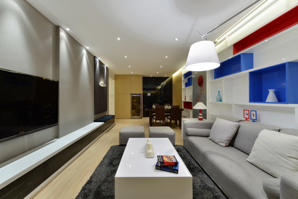 Living room - modern living room idea in Hong Kong