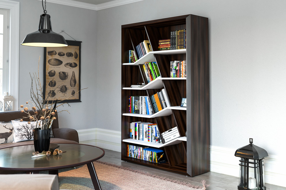 Imagen de biblioteca en casa cerrada contemporánea de tamaño medio sin televisor con paredes grises