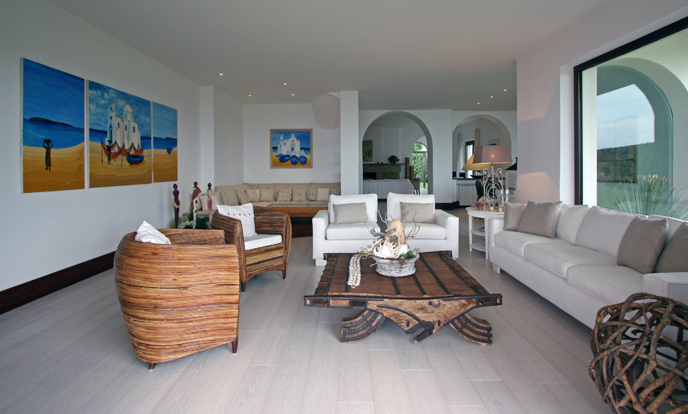 Living room - mediterranean living room idea in Rome