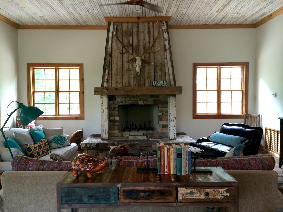 Inspiration for a rustic living room in New Orleans.