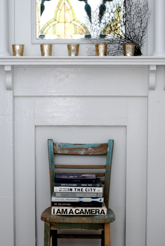 Eclectic living room photo in San Francisco