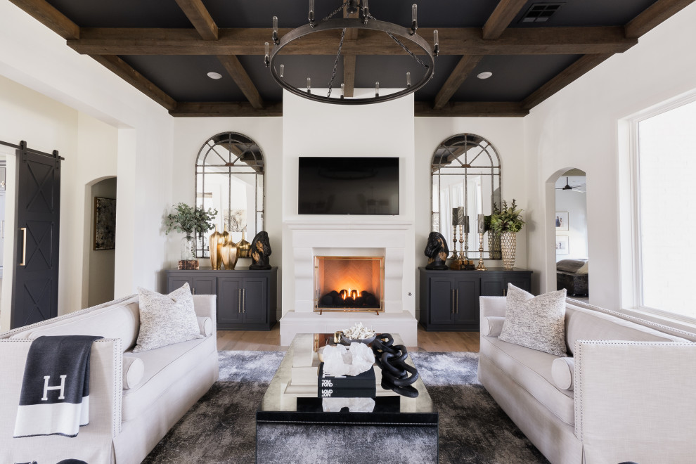 Design ideas for a traditional living room in Oklahoma City.