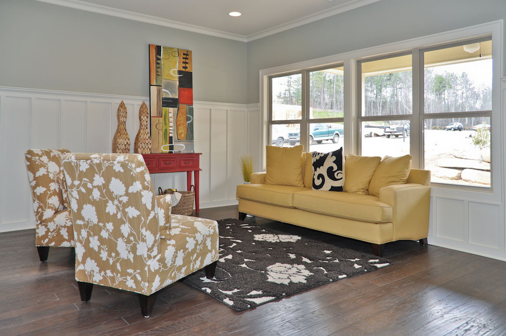 Signature Homes Keeping Room at James Hill in Ross Bridge Traditional