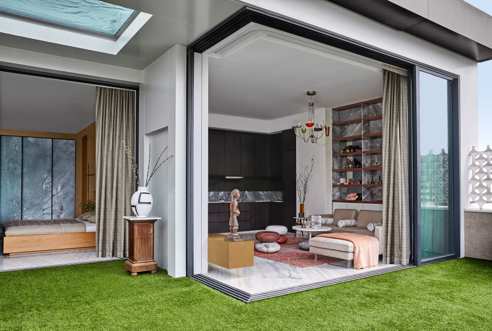 Inspiration for a world-inspired living room in Mumbai.