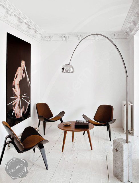Small Modern Living Room Design with Wegner CH07 Shell Chairs and Flos Arco  Lamp - Moderne - Salon - New York - par Stardust Modern Design | Houzz