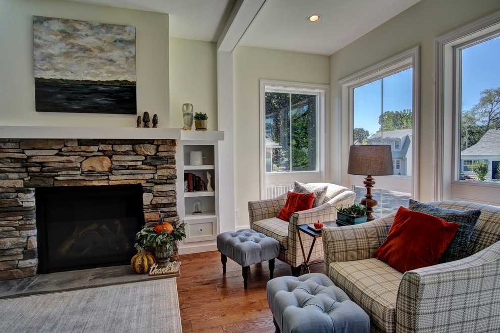 Living room photo in Minneapolis