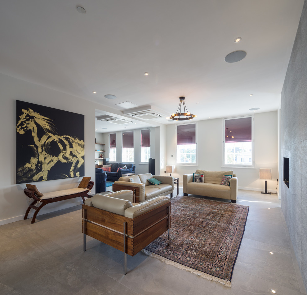 Mid-century modern living room photo in London