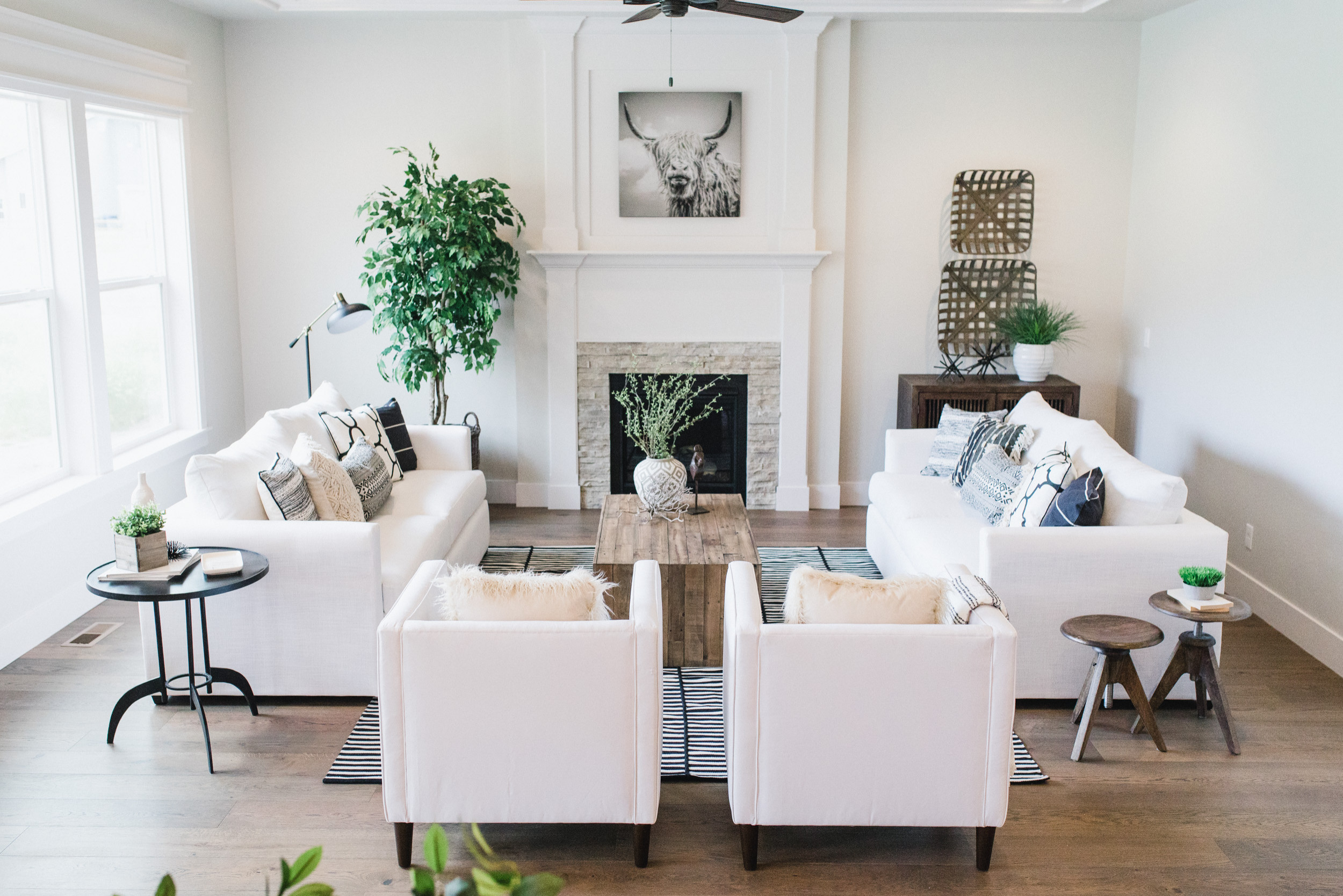 75 Modern White Living Room Ideas You