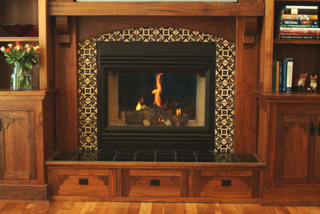 Starr Fireplace Surround Craftsman Style In Black Walnut Arts Crafts Living Room Burlington By Homecoming Woodworks Houzz Uk - Craftsman Style Fireplace Screens Starr Fireplace Surround Craftsman Style In Black Walnut Arts Crafts Living Room Burlington By Homecoming Woodworks Houzz Uk - Craftsman Style Fireplace Screens