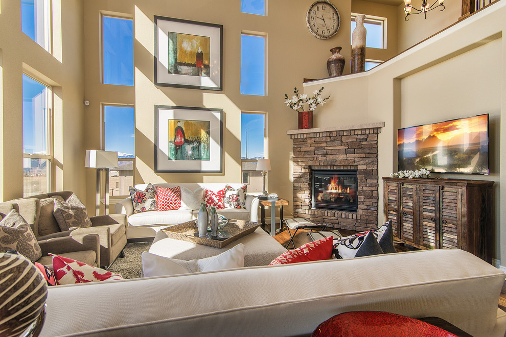 Minimalist living room photo in Denver
