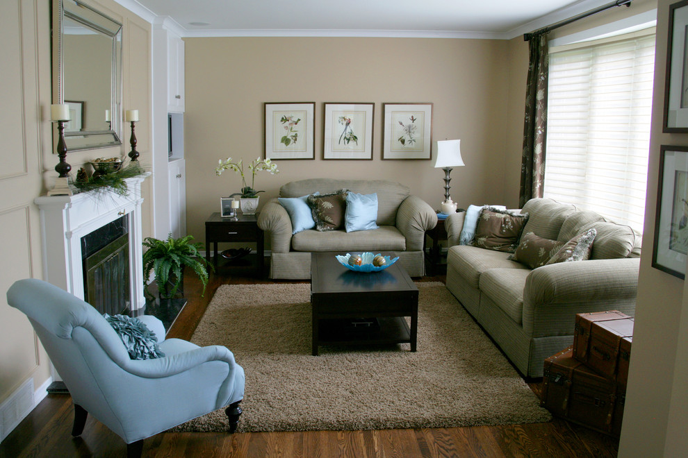 Store projects Traditional Living Room Montreal by Carter Decor
