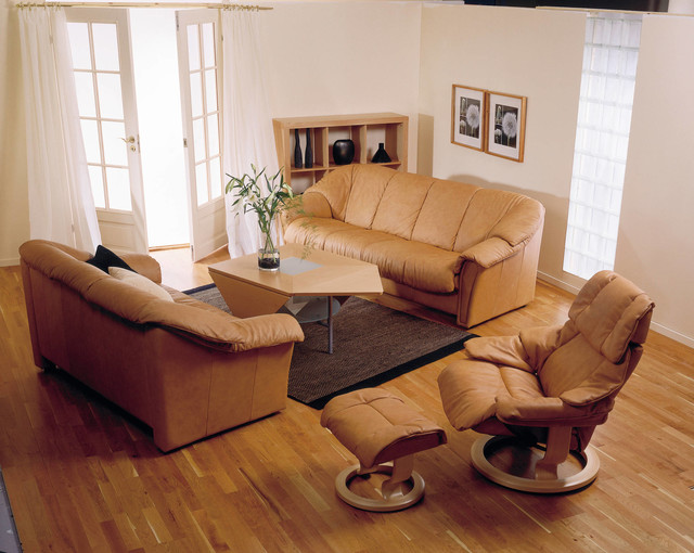 Stressless by Ekornes at Recliners.LA Contemporary Living Room