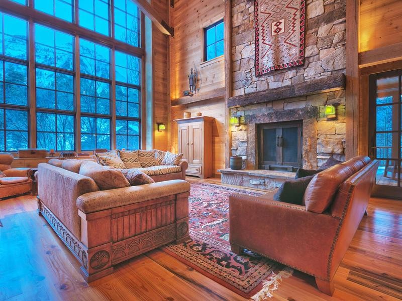 Photo of a rustic living room in Salt Lake City.