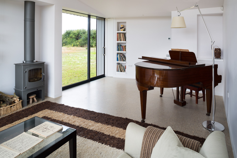 This is an example of a contemporary living room in London.