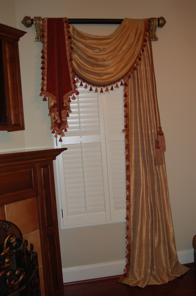 Swags and Cascades Window Treatments Traditional Living Room