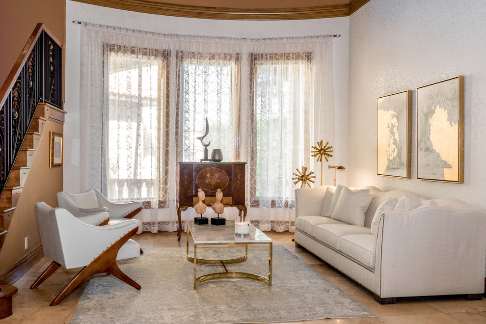 Ispirazione per un soggiorno tradizionale con sala formale e pareti bianche