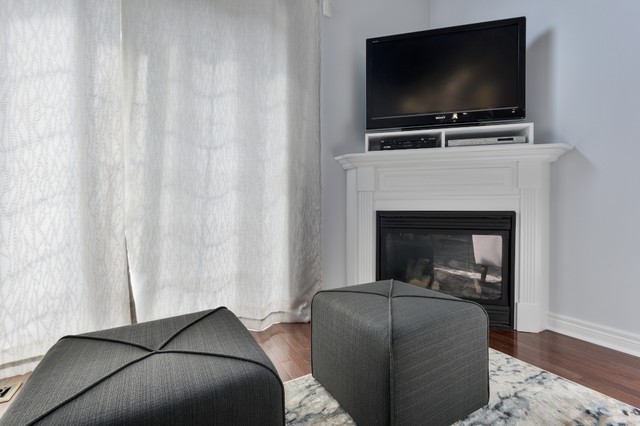 Tapestry Lane Living Room Interior Design & Decor - Contemporain - Salon - Toronto - par Wilde 