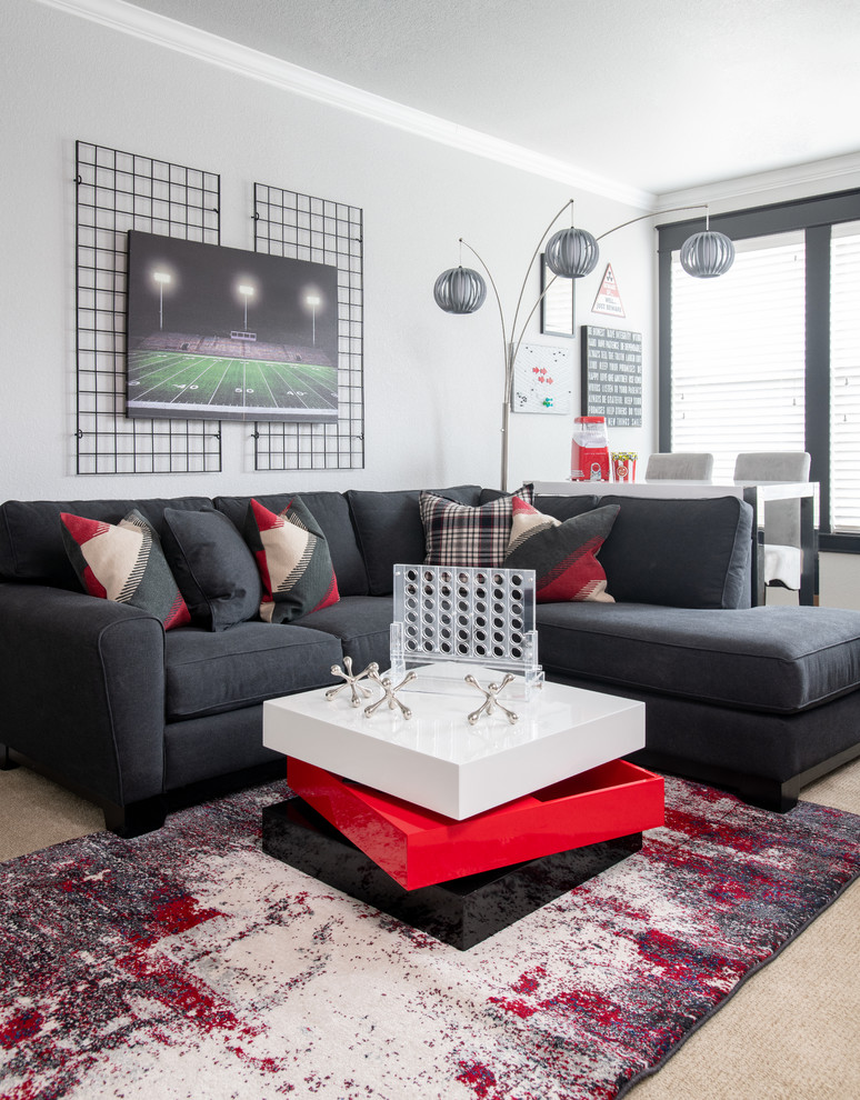 Immagine di un soggiorno minimal di medie dimensioni e chiuso con pareti grigie, moquette e pavimento beige