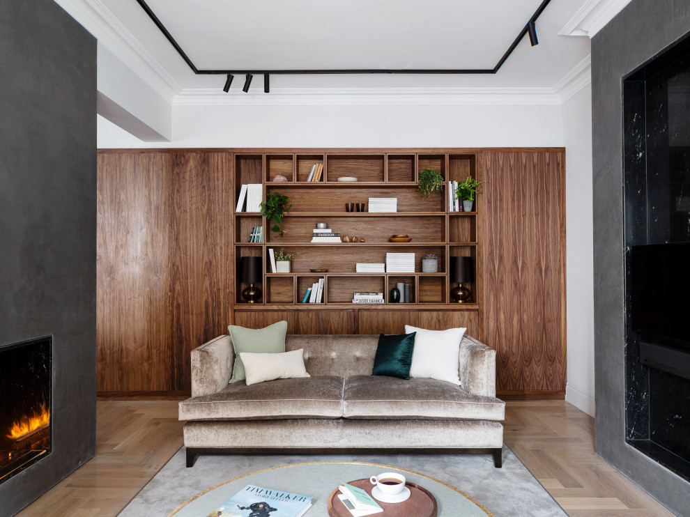 Exemple d'un salon tendance de taille moyenne avec un mur blanc, une cheminée ribbon, un manteau de cheminée en carrelage, un téléviseur indépendant et un sol beige.