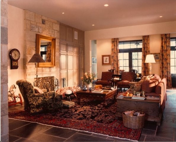 Classic living room in Dallas.