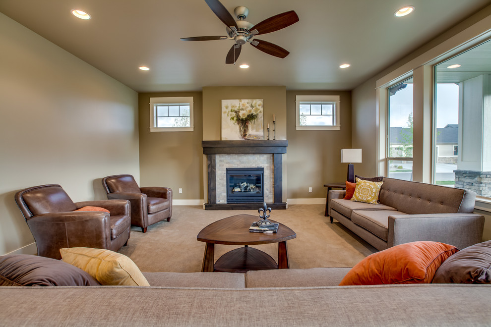 Example of a classic living room design in Boise