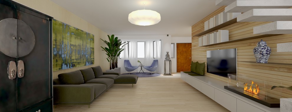 Пример оригинального дизайна: изолированная гостиная комната среднего размера в современном стиле с разноцветными стенами, светлым паркетным полом, двусторонним камином, фасадом камина из дерева, телевизором на стене и разноцветным полом