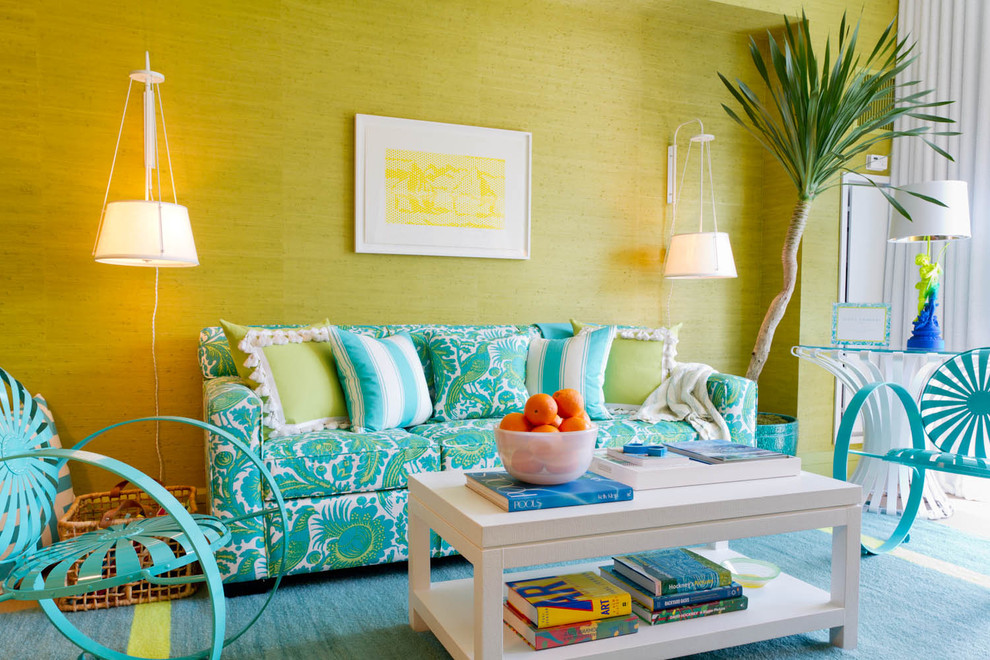 Foto di un soggiorno design con pareti verdi