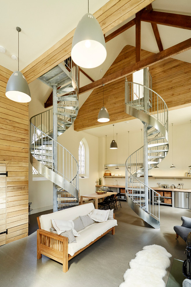 Diseño de salón abierto, contemporáneo, con paredes beige