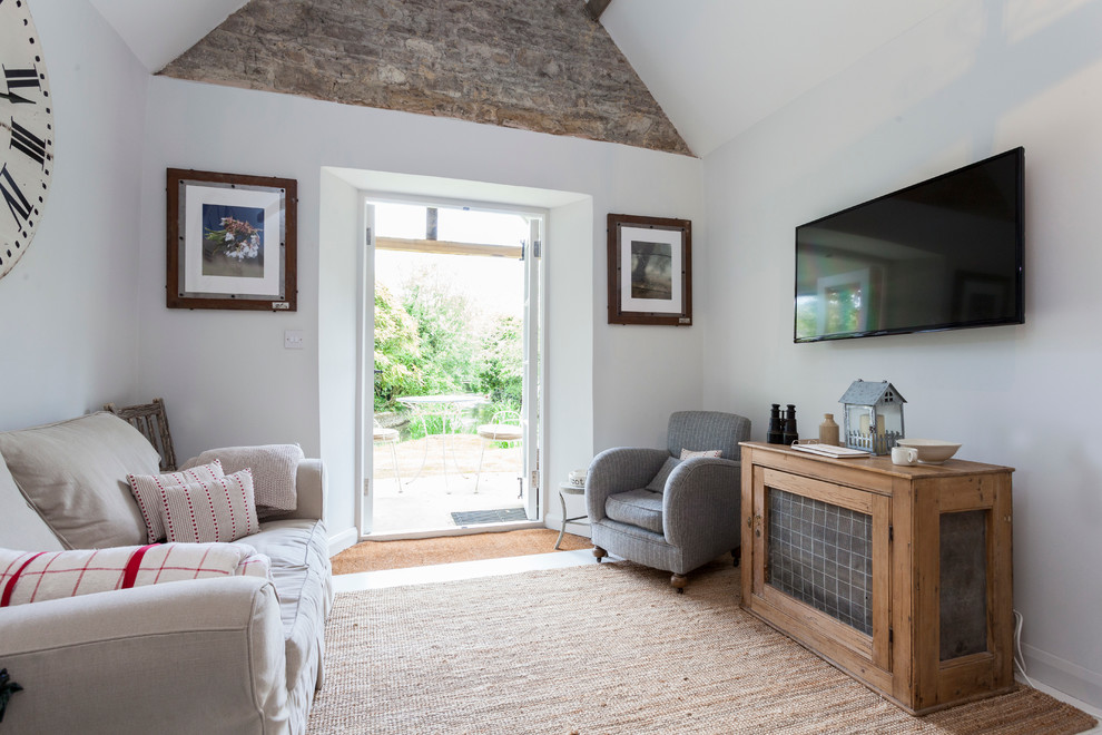 This is an example of a romantic living room in London.