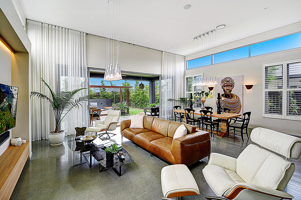 Photo of a contemporary living room in Gold Coast - Tweed.