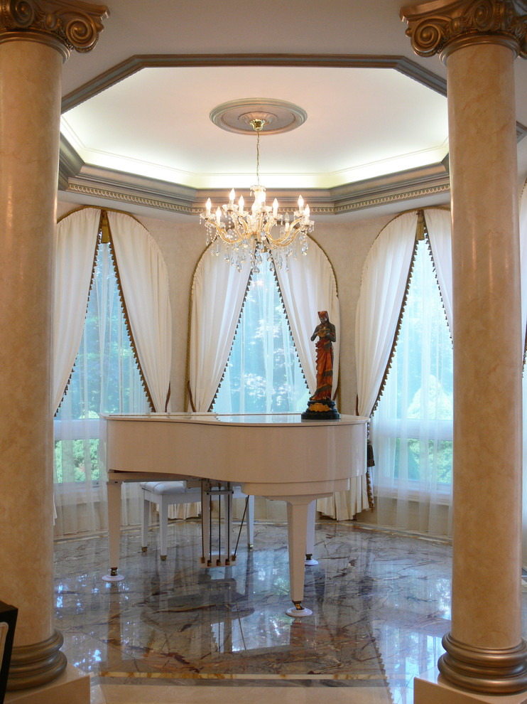 Idées déco pour un très grand salon classique ouvert avec une salle de réception, un mur beige, un sol en marbre, une cheminée standard et un manteau de cheminée en pierre.