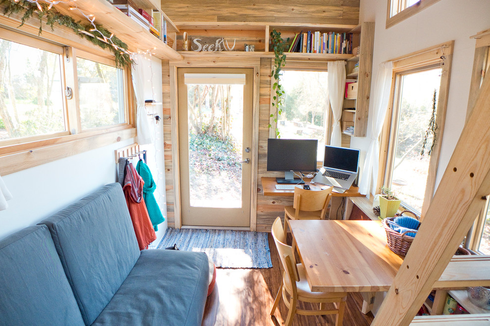 Small trendy living room photo in San Francisco