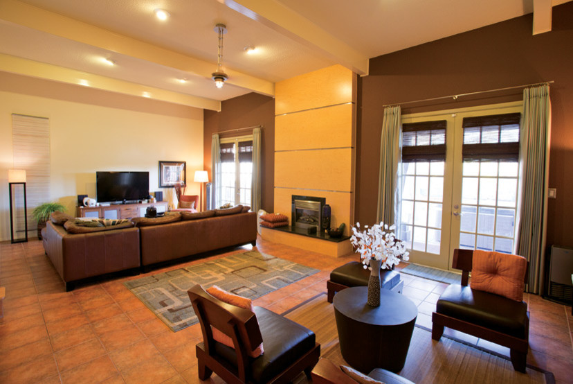 Photo of a contemporary living room in Albuquerque.