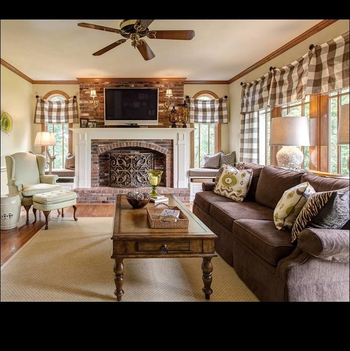 TRADITIONAL FAMILY ROOM Traditional Living Room St Louis by