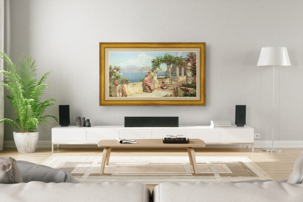 Modelo de salón para visitas abierto romántico de tamaño medio con paredes blancas, suelo de madera oscura, televisor retractable y suelo blanco