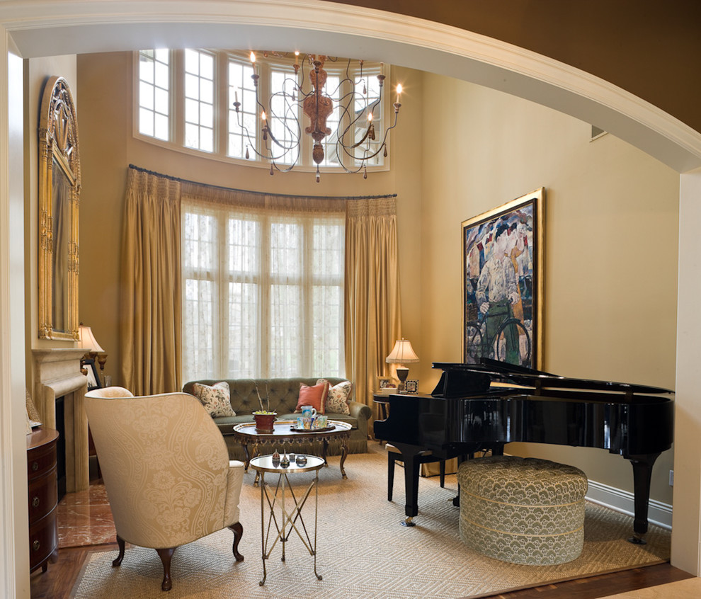 Идея дизайна: открытая гостиная комната:: освещение в классическом стиле с музыкальной комнатой, бежевыми стенами, стандартным камином и фасадом камина из камня