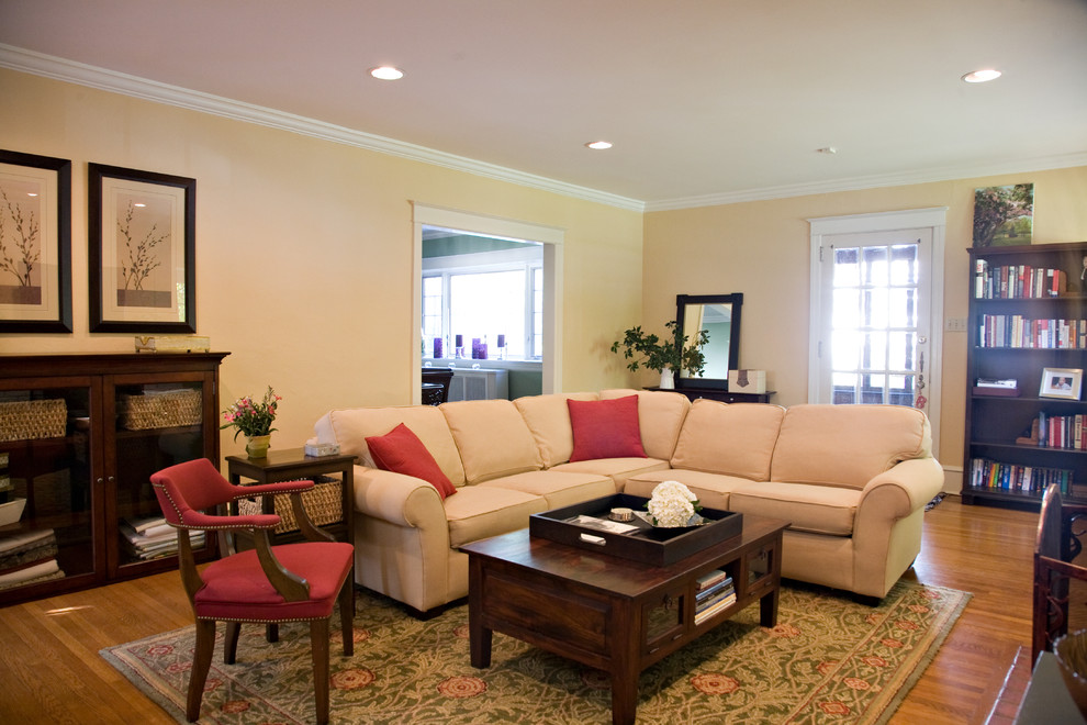 Elegant living room photo in Philadelphia