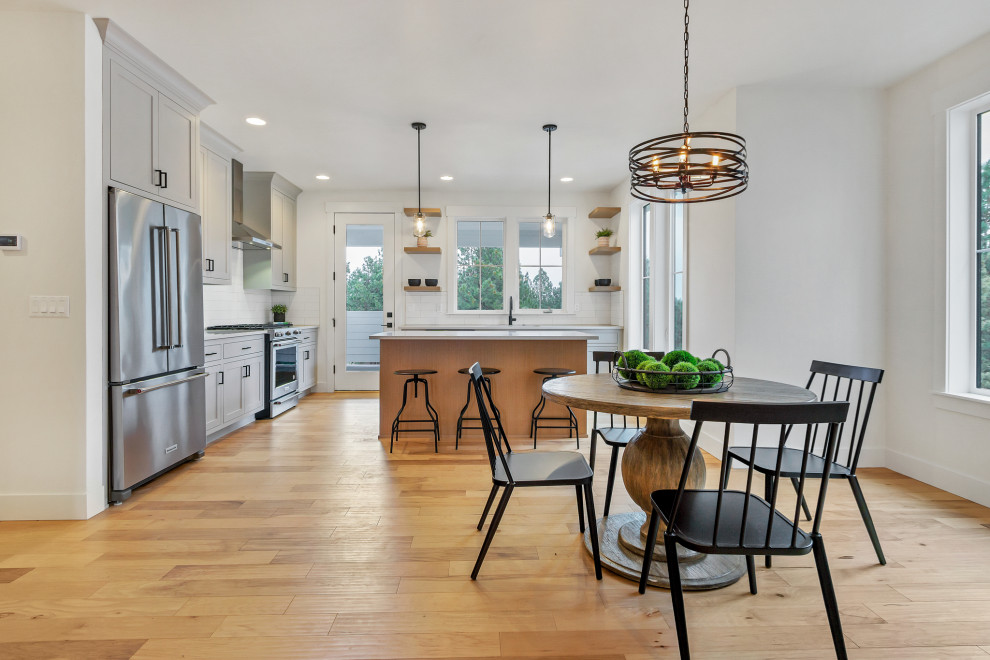 Transitional Style home, Hidden Hills, Bend OR Transitional Living Room Portland by