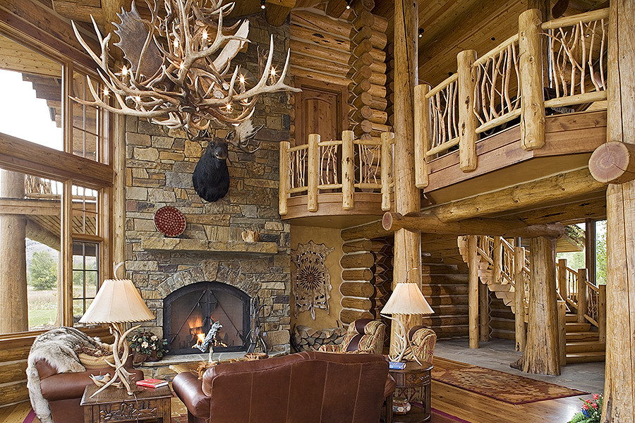 Inspiration for a rustic living room in Jackson.