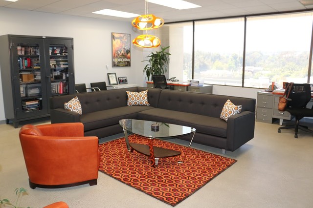 Heer Supplement Gewoon overlopen Tufted Brown Back Sectional in Mid Century Office | The Sofa Company -  Midcentury - Living Room - Other - by The Sofa Company | Houzz IE