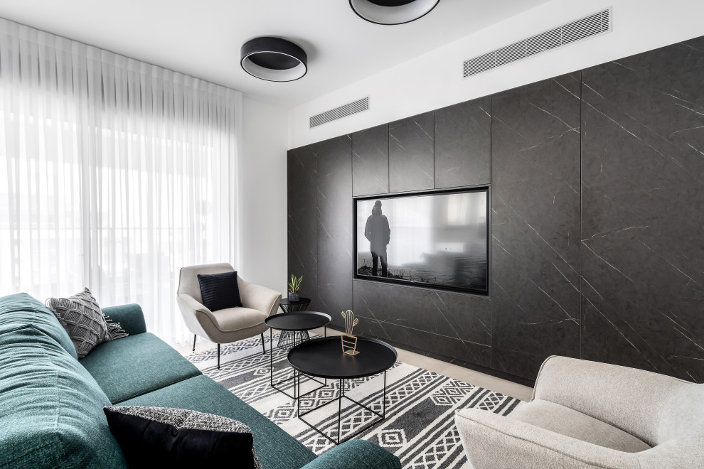 Ispirazione per un soggiorno moderno con pareti nere, pavimento in gres porcellanato, nessun camino, parete attrezzata, pavimento grigio e pareti in legno