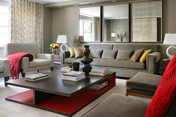 Immagine di un soggiorno design di medie dimensioni e aperto con sala formale, pareti grigie e parquet scuro
