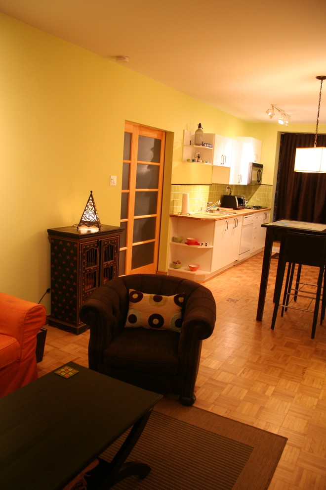 Urban retreat in old house Eclectic Living Room Montreal by