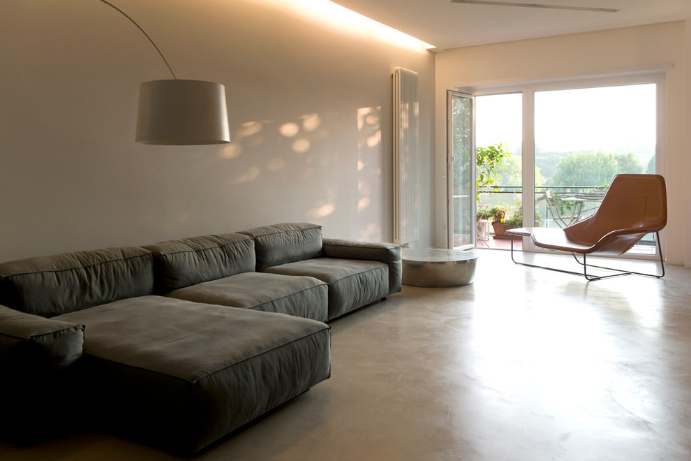 Design ideas for a contemporary living room in Rome.