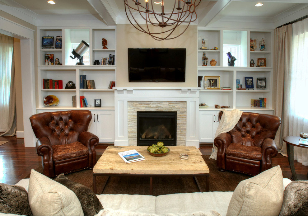 Example of a classic living room design in Louisville