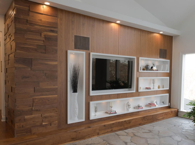 10 TV Media Units That Steal the Spotlight