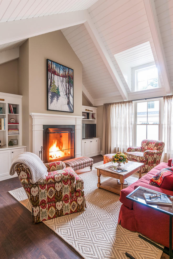 Victorian Styled Collingwood Home Traditional Living Room Toronto